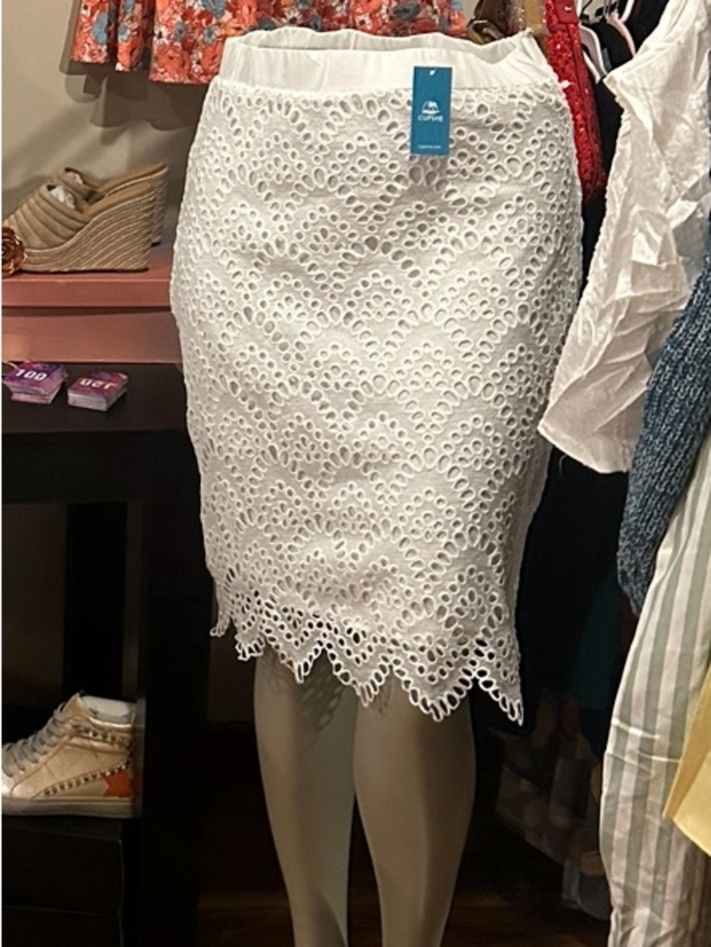 Cupshe eyelet pencil scalloped edge skirt NWT LARGE